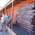 sanierung-kinderheim-maltahoehe-innensanierung-matratzenanlieferung-stapeln-2023-0001